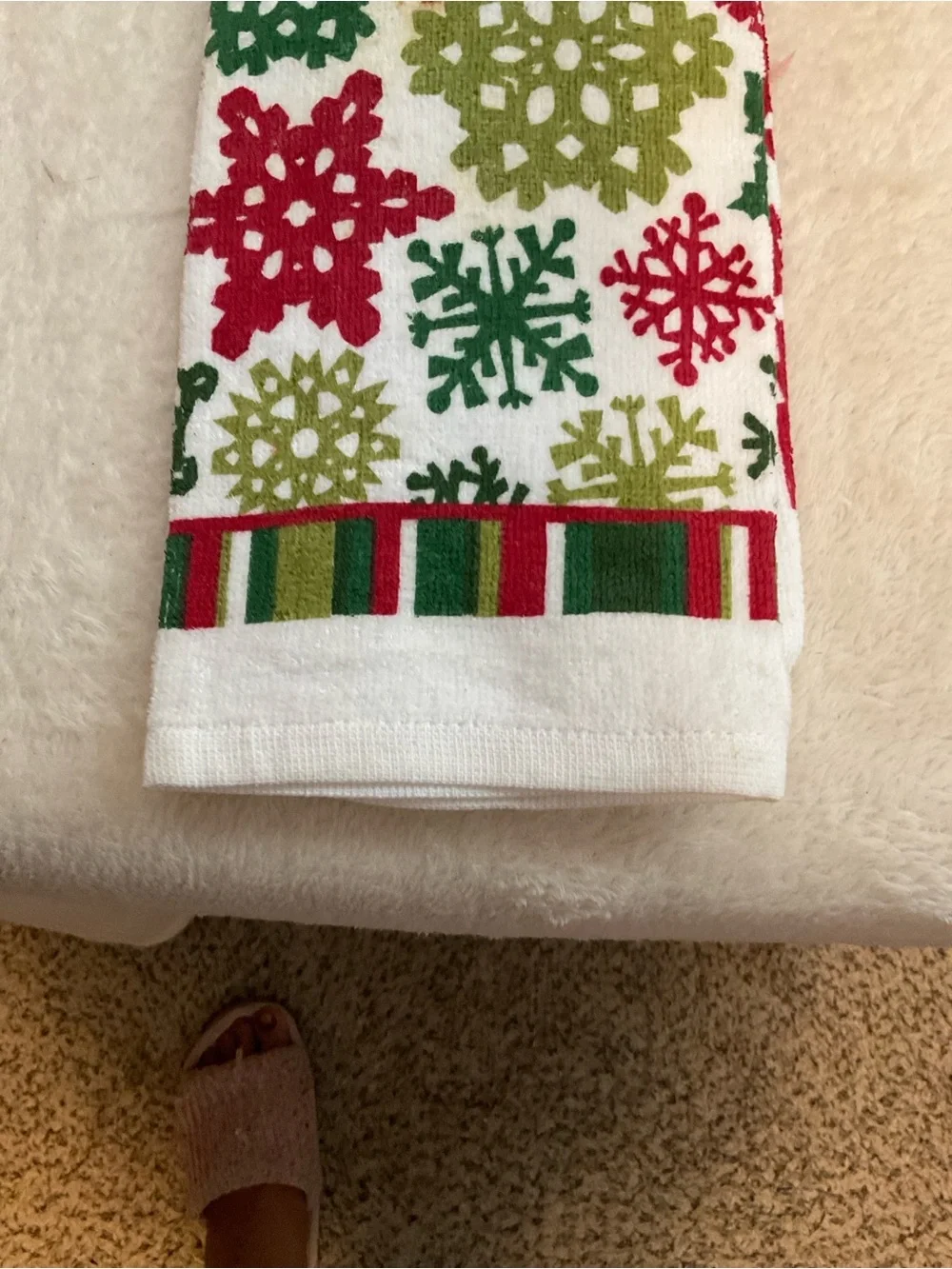 Holiday Snowflake Kitchen Towel - Red & Green